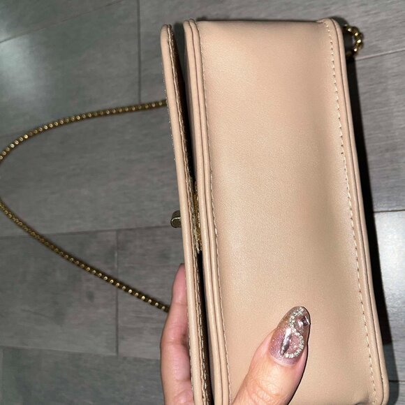 Biege Shoulder Bag Purse with GOLD straps *NEW* - Picture 3 of 5